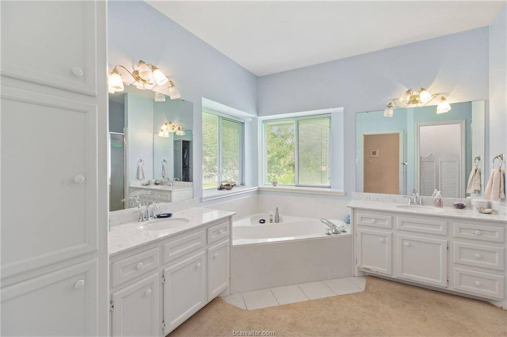 508 Shire Drive, College Station, TX 77845