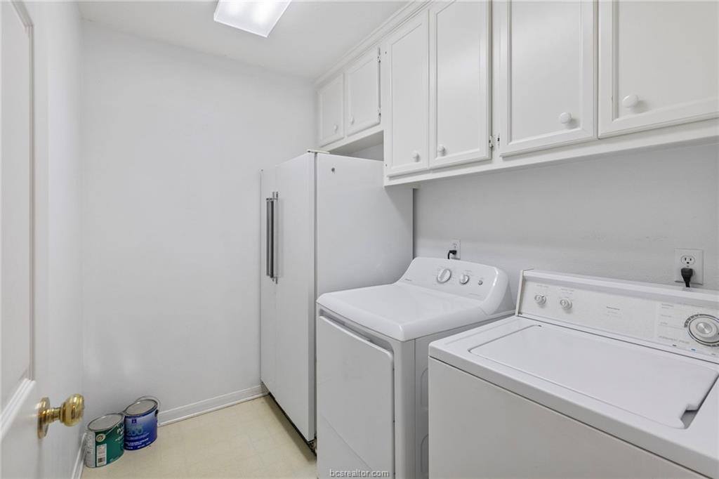 508 Shire Drive, College Station, TX 77845