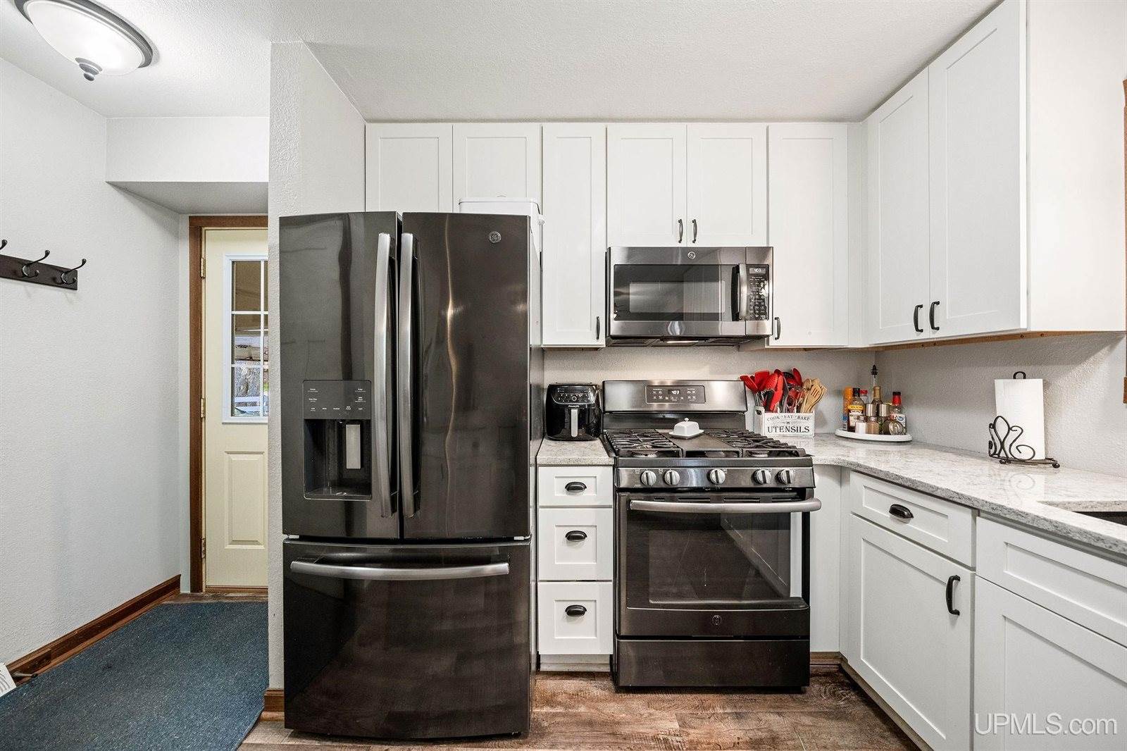 1613 Woodland Avenue, Marquette, MI 49855