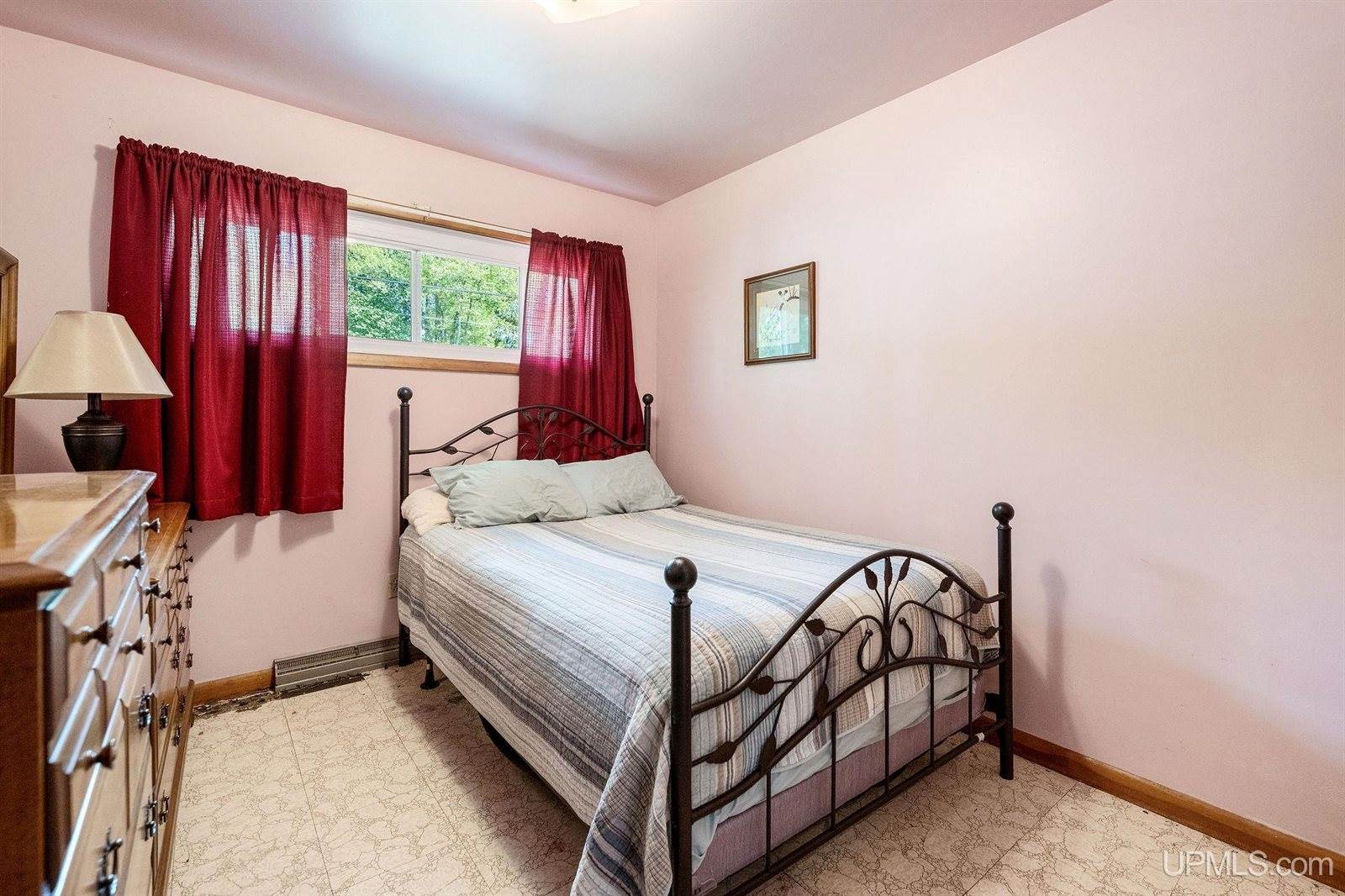 1613 Woodland Avenue, Marquette, MI 49855