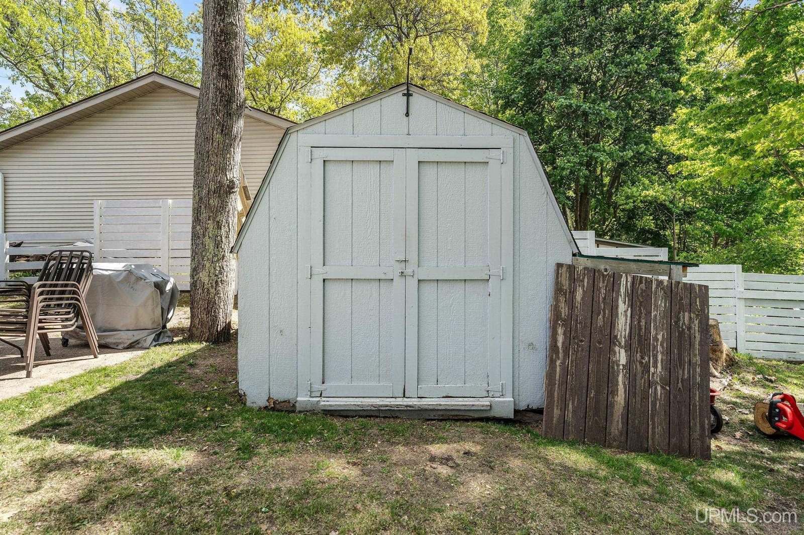 1613 Woodland Avenue, Marquette, MI 49855