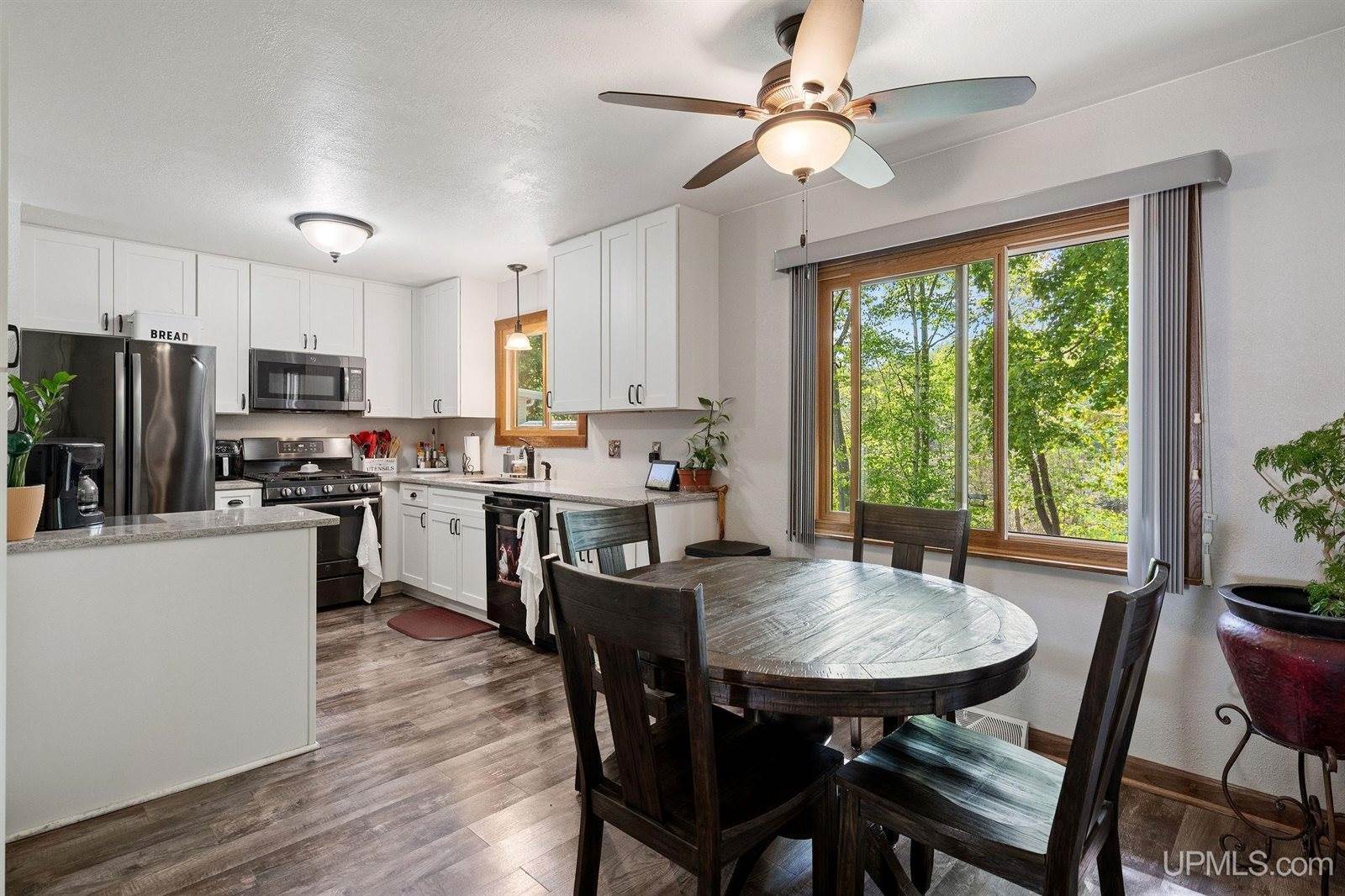 1613 Woodland Avenue, Marquette, MI 49855