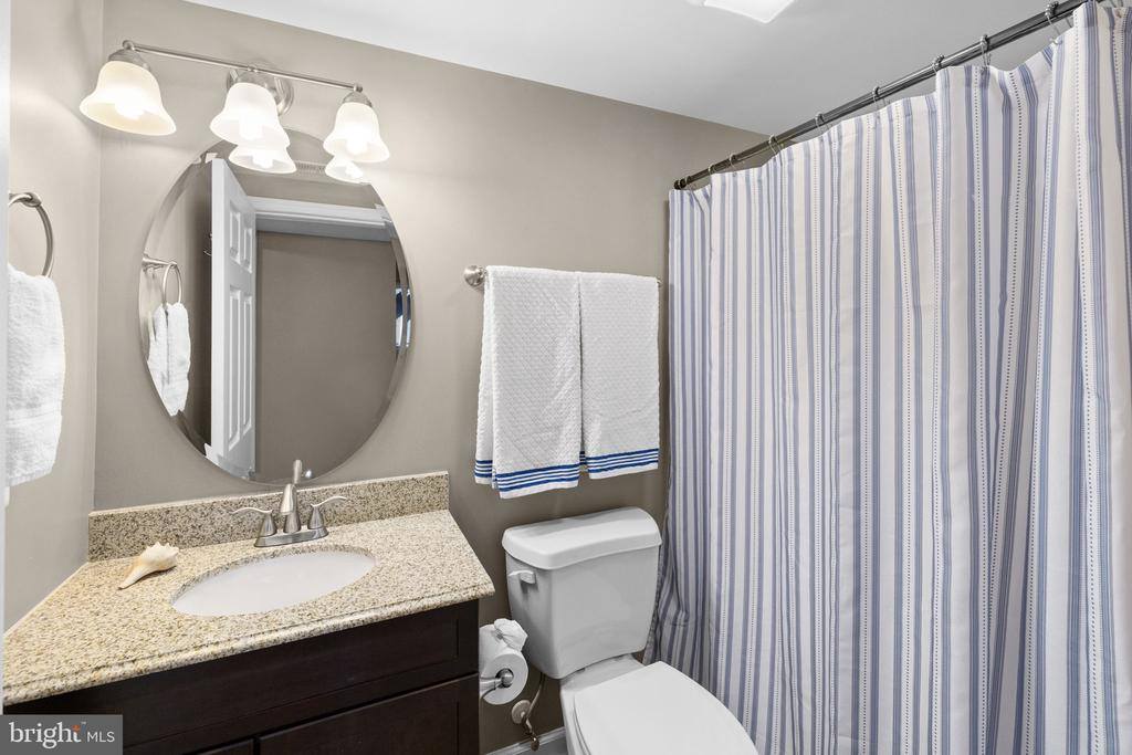 1917 Lakeview Parkway, Locust Grove, VA 22508