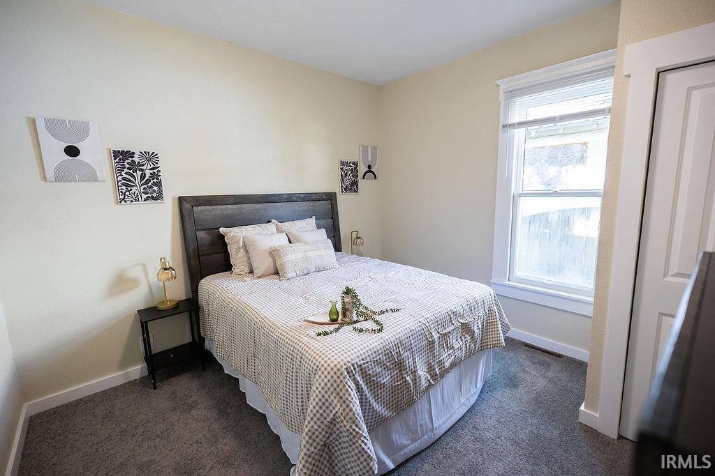 1217 W 3rd Street, Anderson, IN 47304