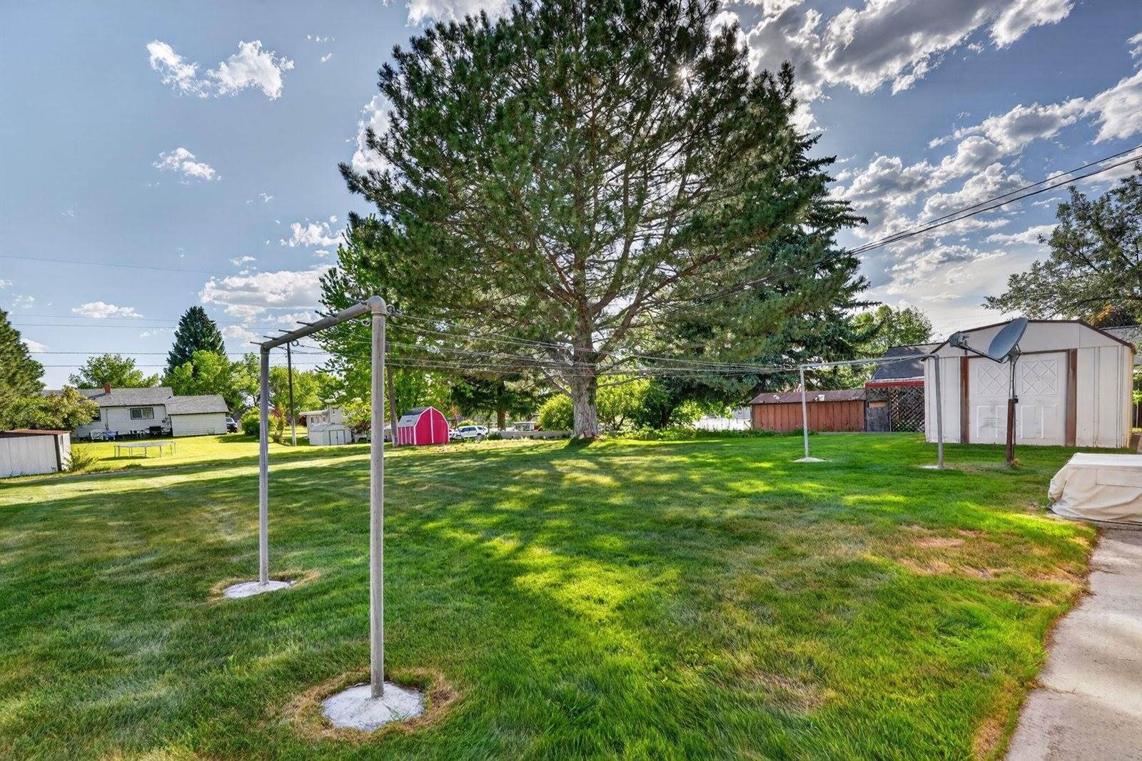 420 Taylor Street, American Falls, ID 83211