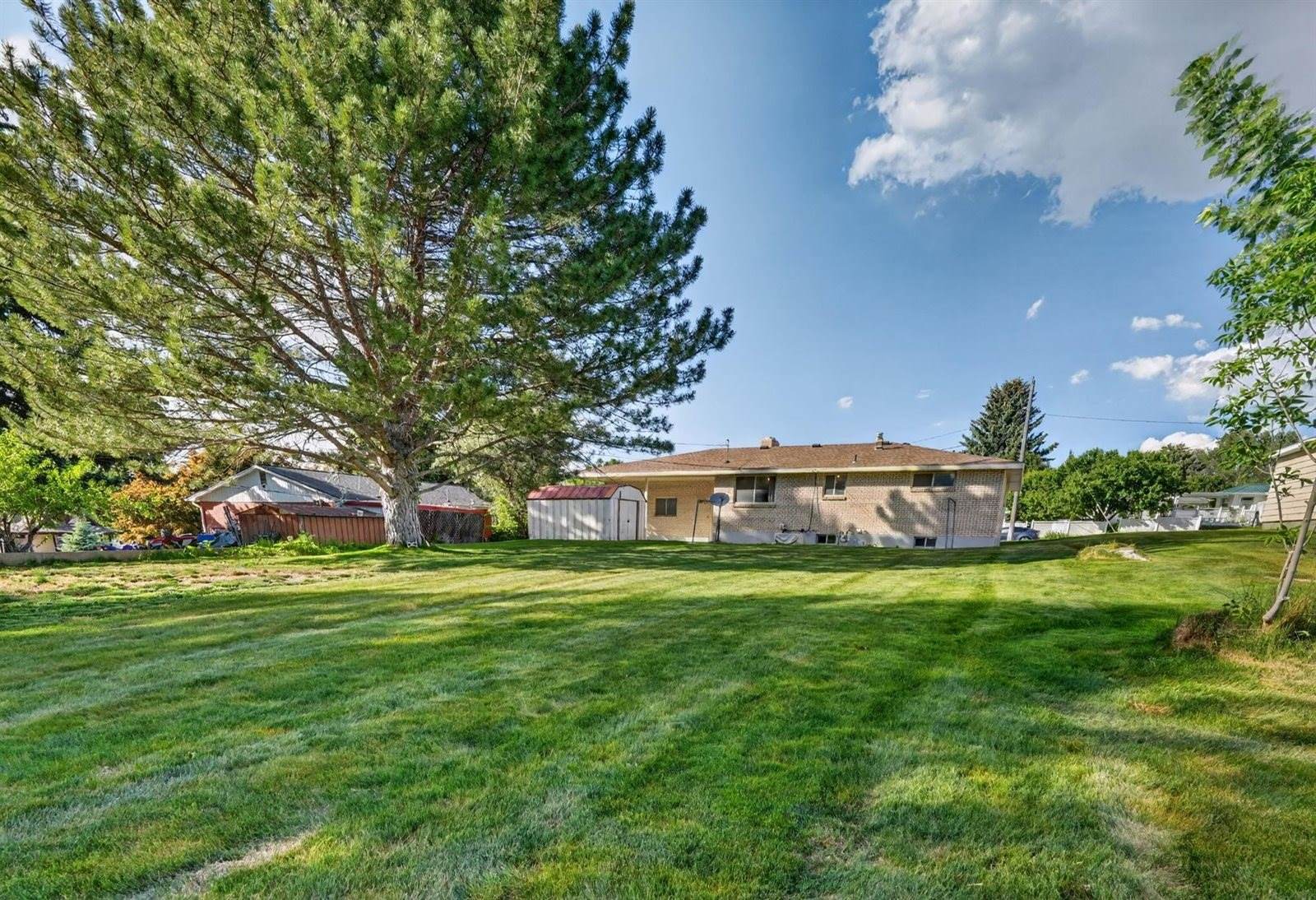 420 Taylor Street, American Falls, ID 83211