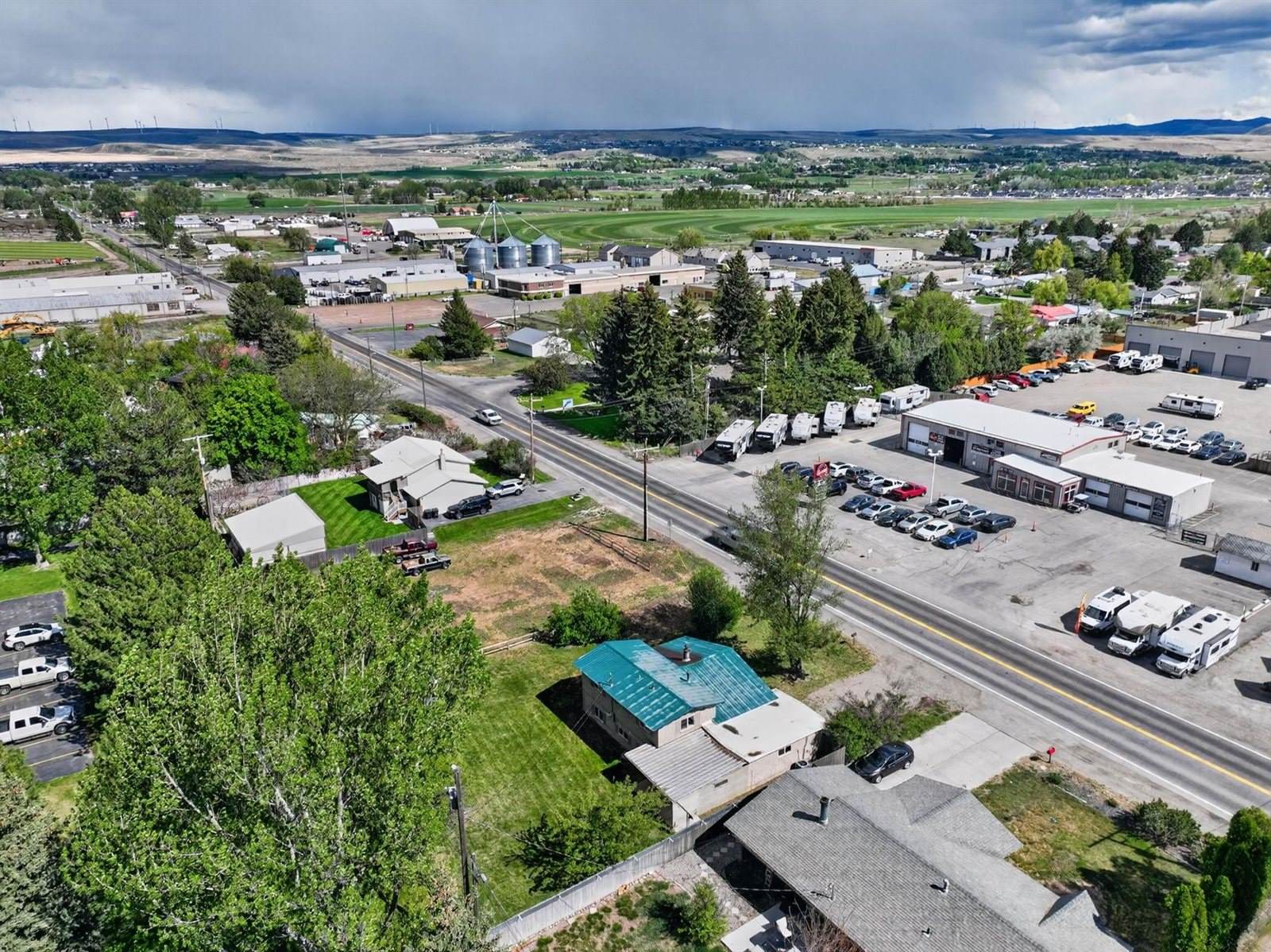 3795 E Sunnyside Road, Ammon, ID 83406