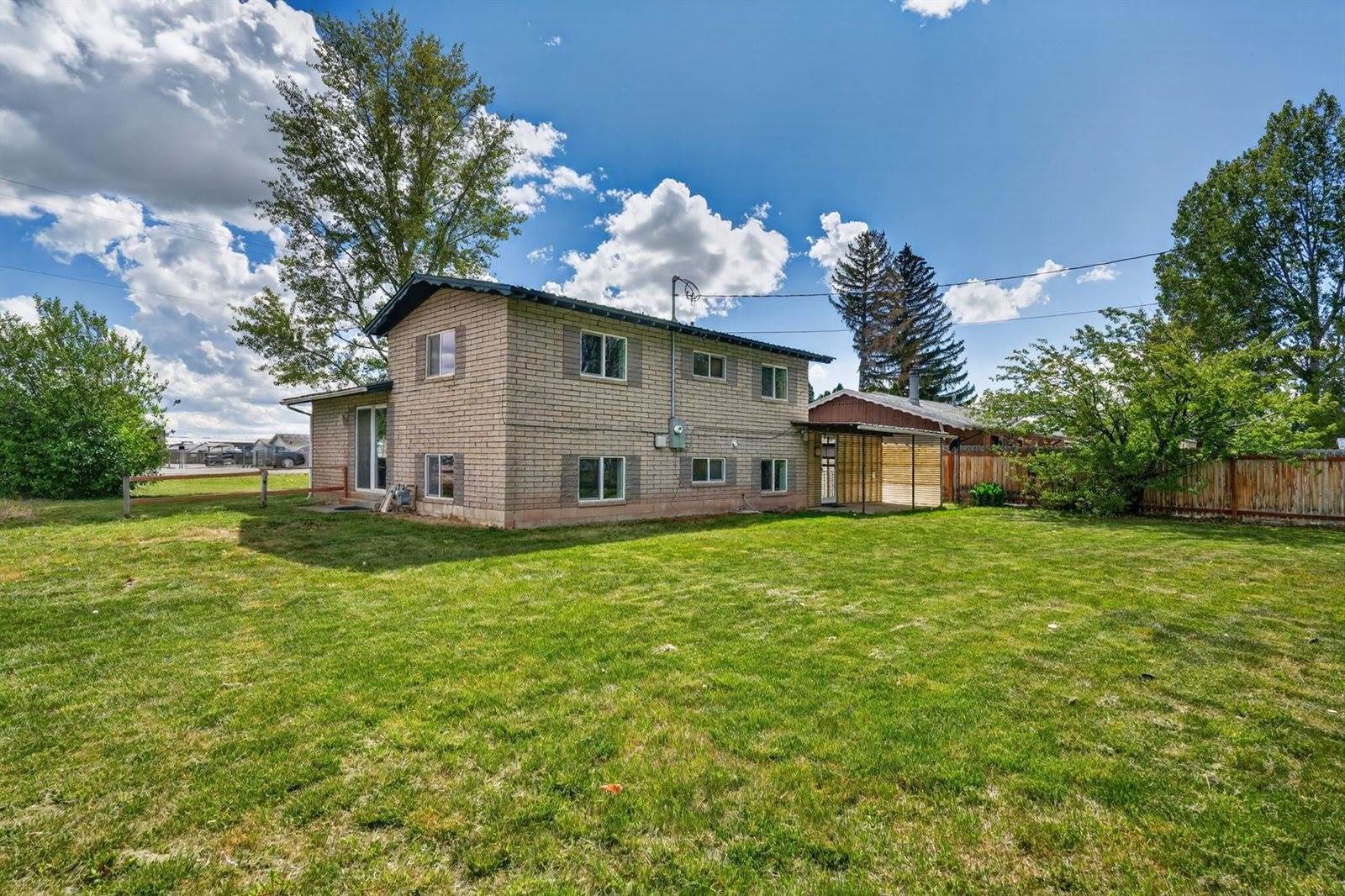 3795 E Sunnyside Road, Ammon, ID 83406
