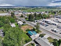 3795 E Sunnyside Road, Ammon, ID 83406