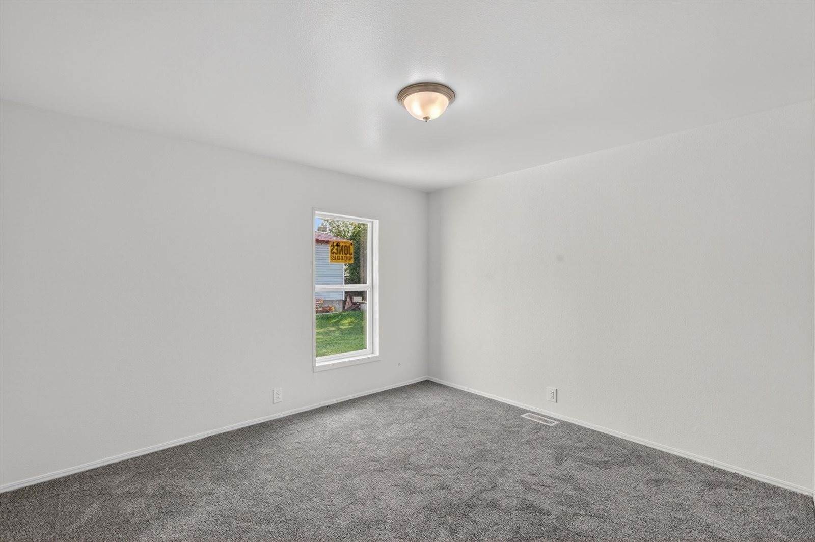 420 Johnson Street, American Falls, ID 83211