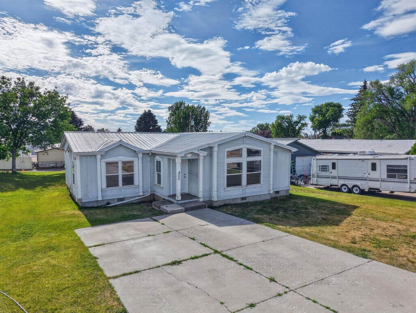 420 Johnson Street, American Falls, ID 83211