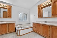 420 Johnson Street, American Falls, ID 83211