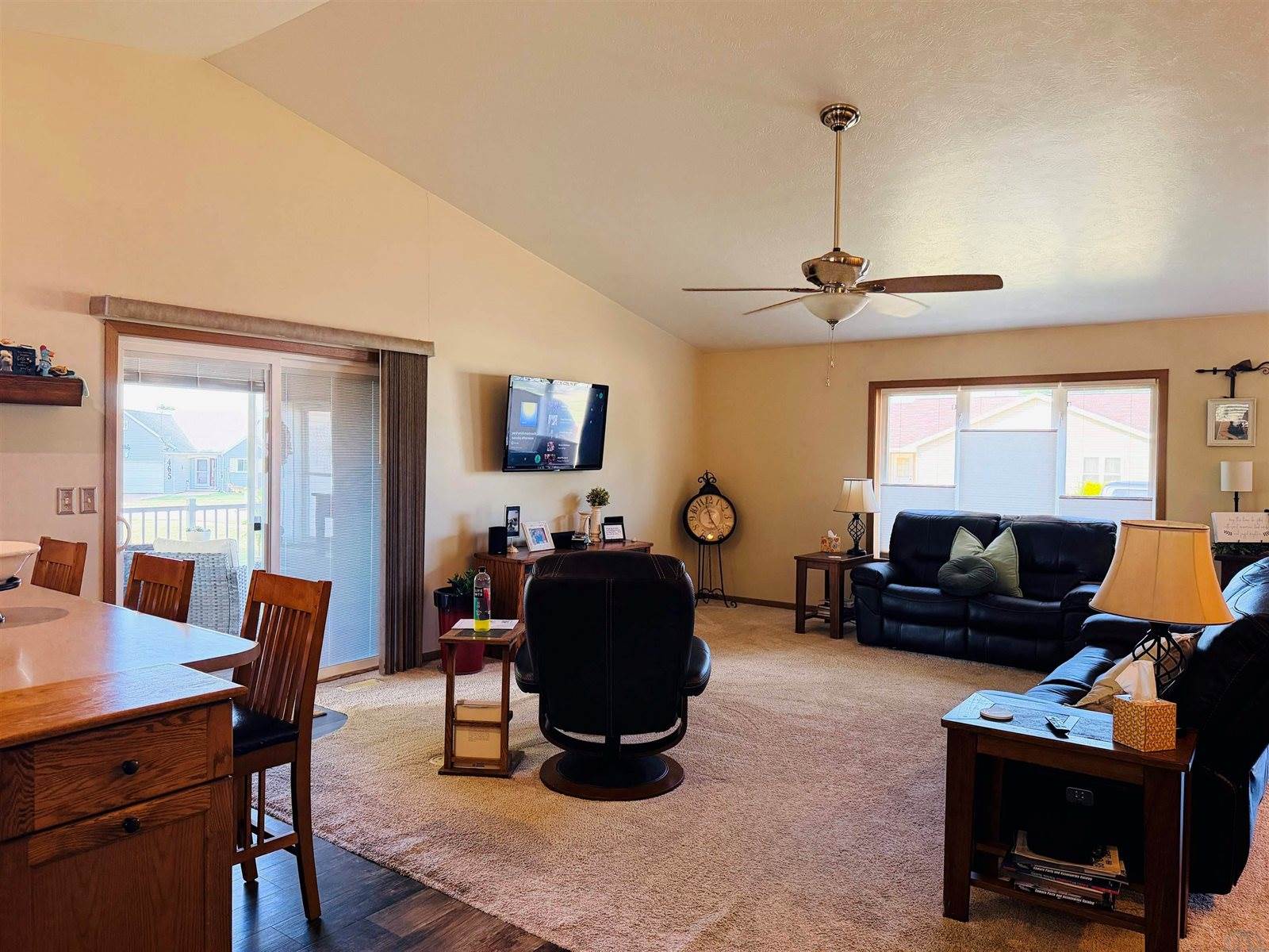 1611 SW Sunset Dr, LeMars, IA 51031