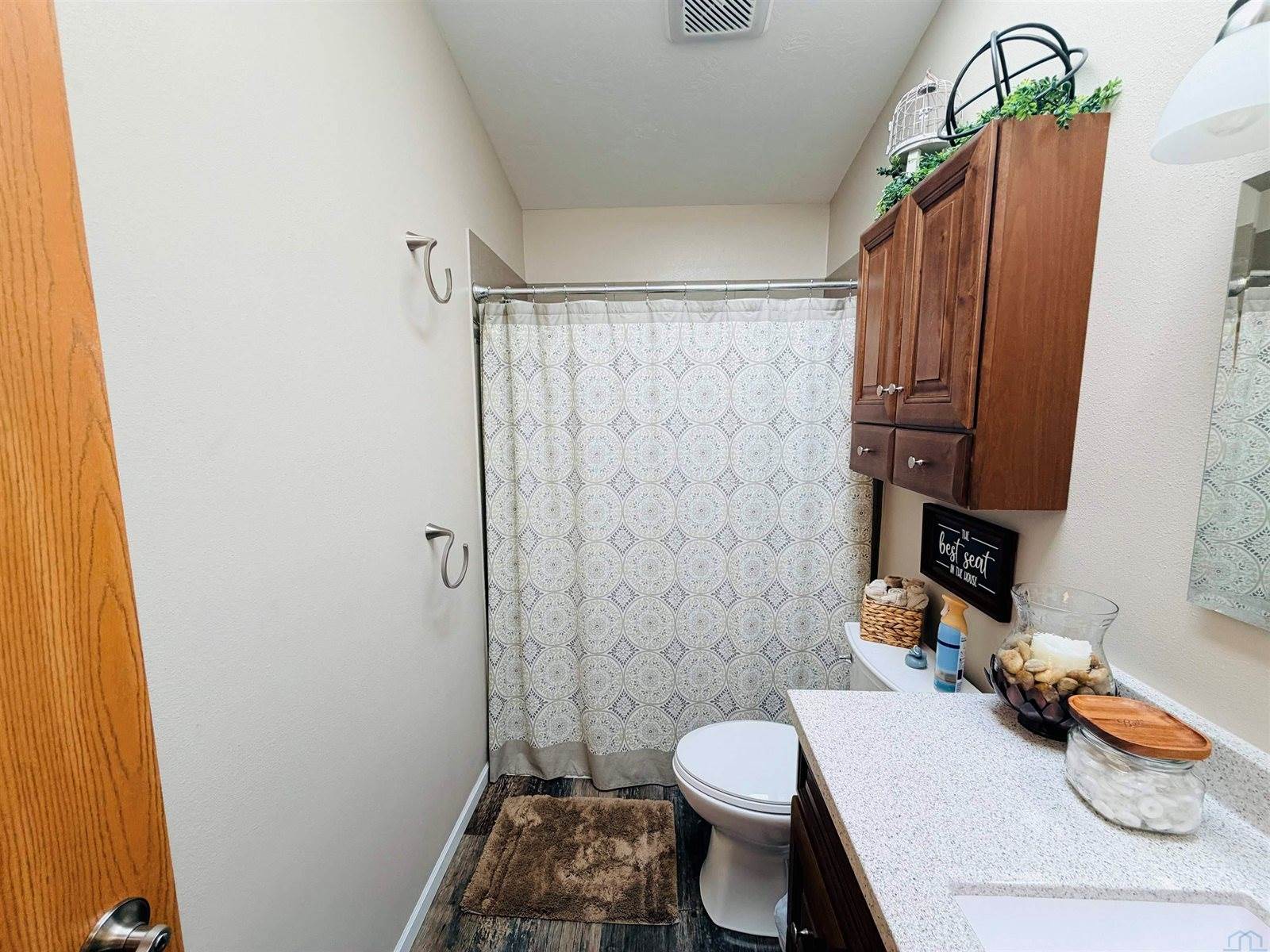 1611 SW Sunset Dr, LeMars, IA 51031