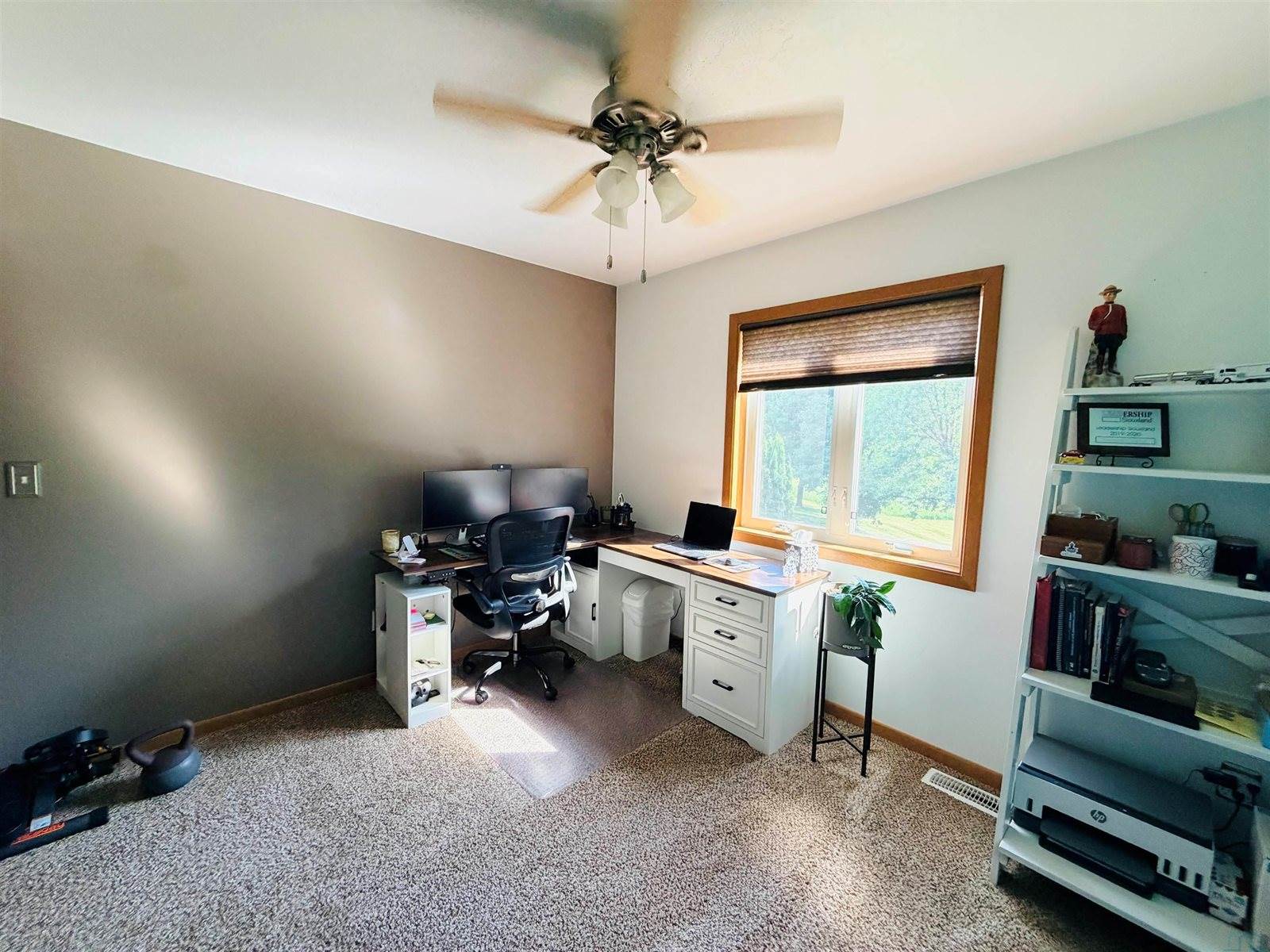 1611 SW Sunset Dr, LeMars, IA 51031