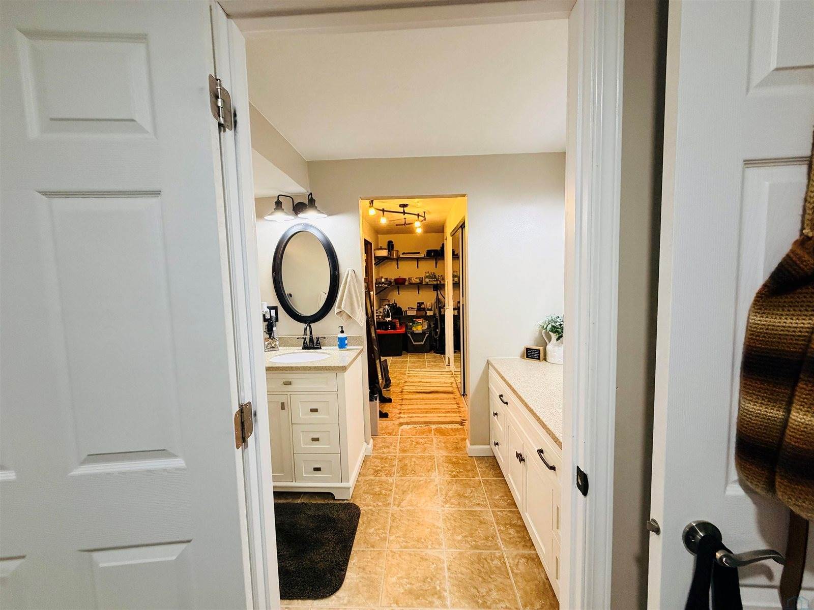 1611 SW Sunset Dr, LeMars, IA 51031