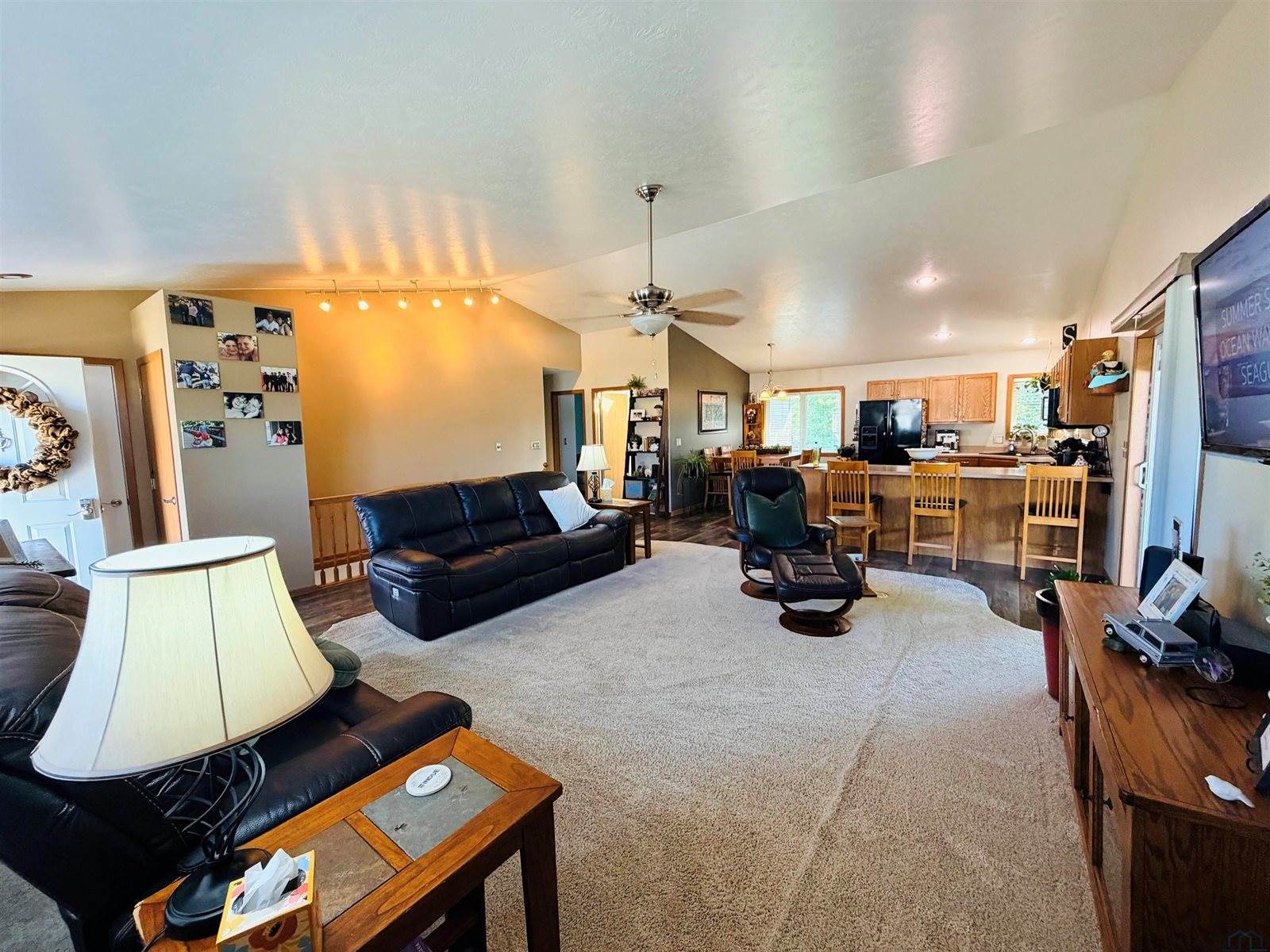 1611 SW Sunset Dr, LeMars, IA 51031