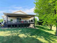 1611 SW Sunset Dr, LeMars, IA 51031