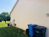 1611 SW Sunset Dr, LeMars, IA 51031