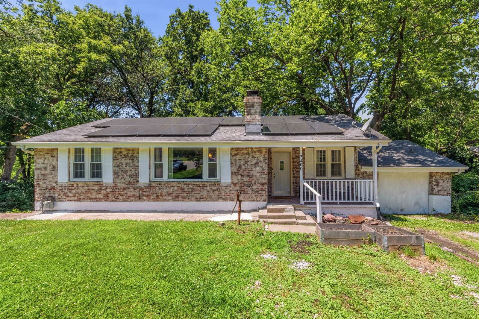 2400 51st St, Kansas City, KS 66104