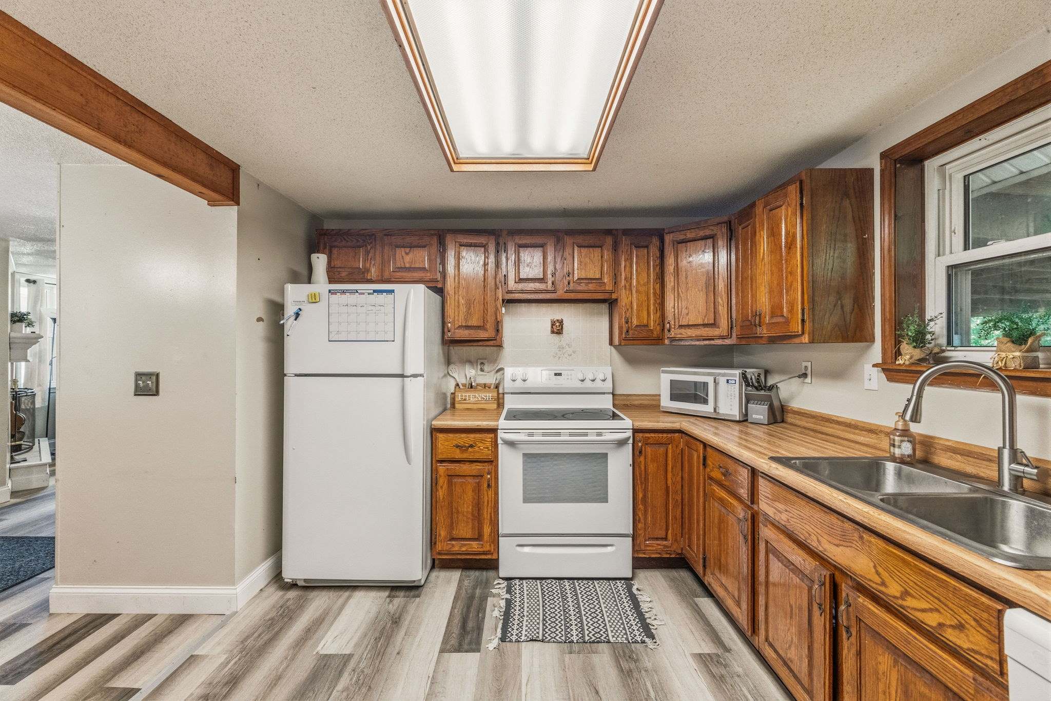 2400 51st St, Kansas City, KS 66104