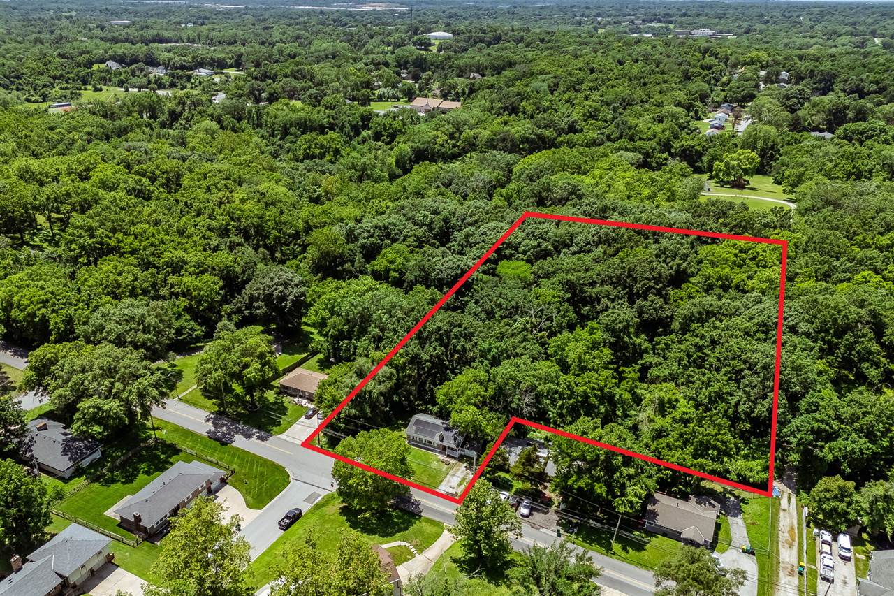 2400 51st St, Kansas City, KS 66104