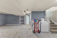 2400 51st St, Kansas City, KS 66104