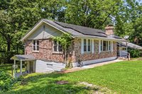 2400 51st St, Kansas City, KS 66104