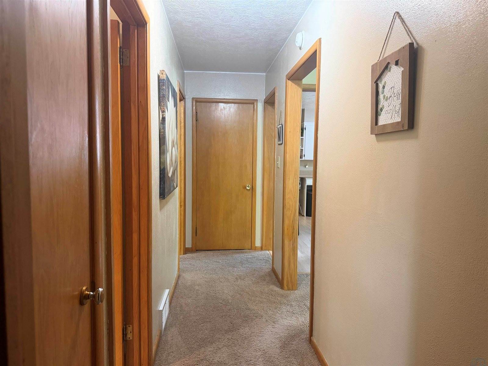331 S 4th St, Akron, IA 51001