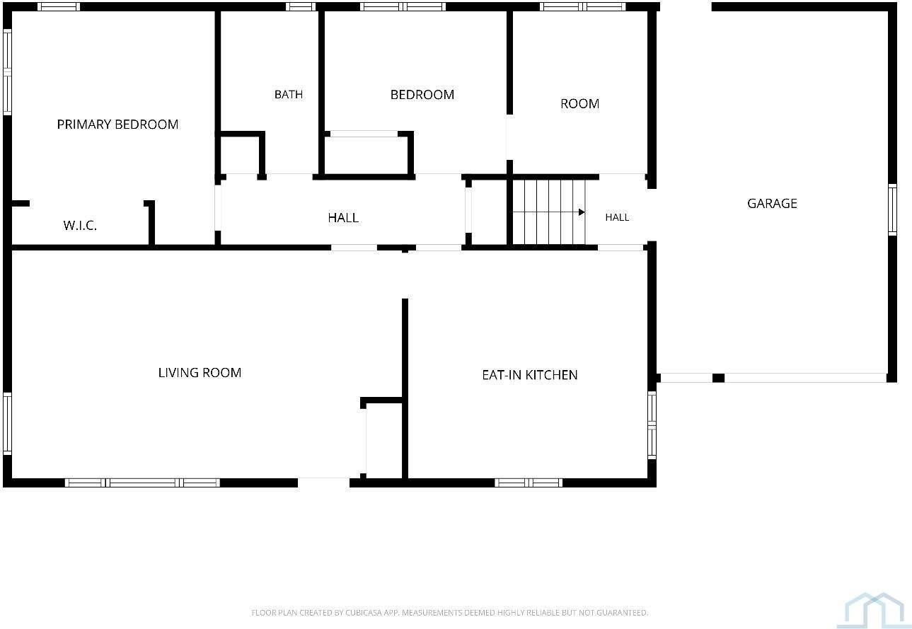 331 S 4th St, Akron, IA 51001