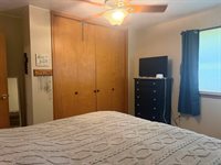 331 S 4th St, Akron, IA 51001