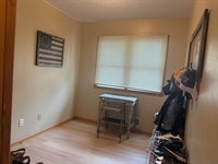 331 S 4th St, Akron, IA 51001
