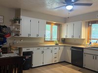 331 S 4th St, Akron, IA 51001
