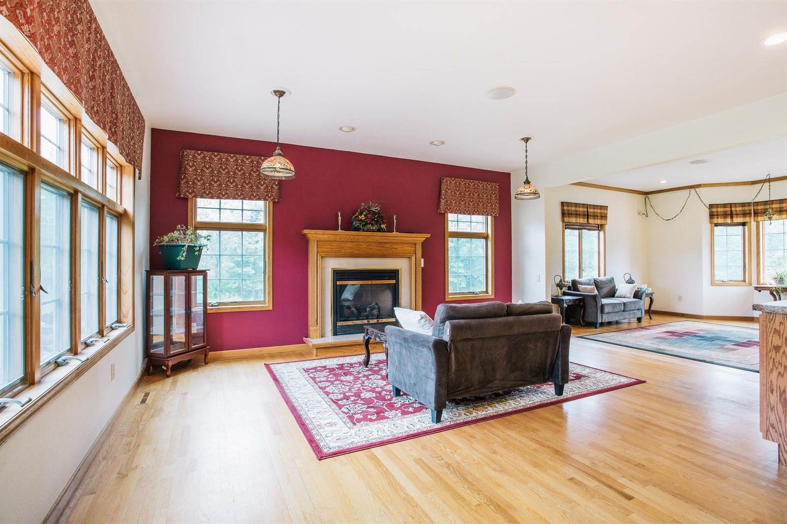 W5798 Rolling Hills Drive, Neillsville, WI 54456