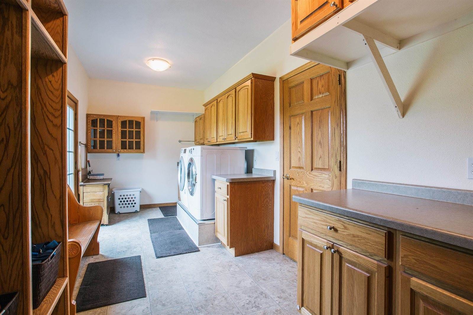 W5798 Rolling Hills Drive, Neillsville, WI 54456