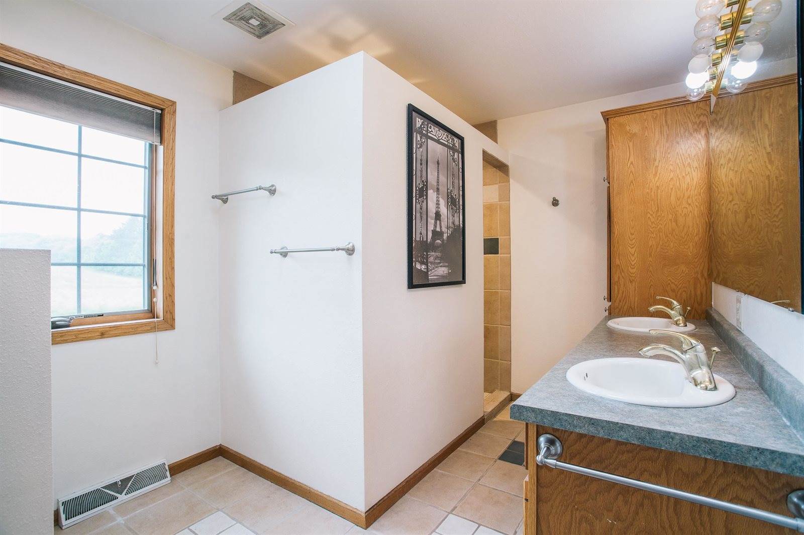 W5798 Rolling Hills Drive, Neillsville, WI 54456
