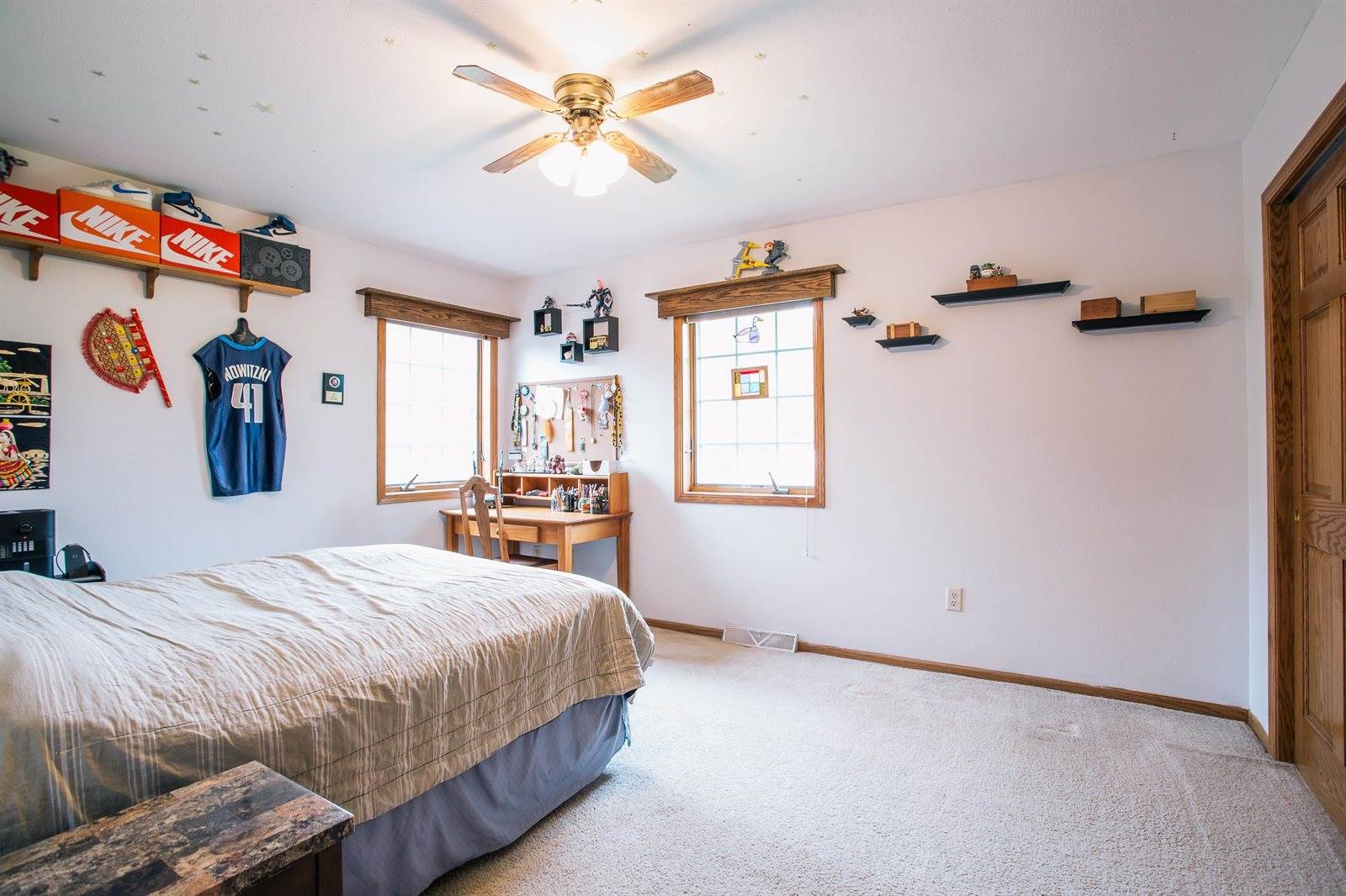 W5798 Rolling Hills Drive, Neillsville, WI 54456