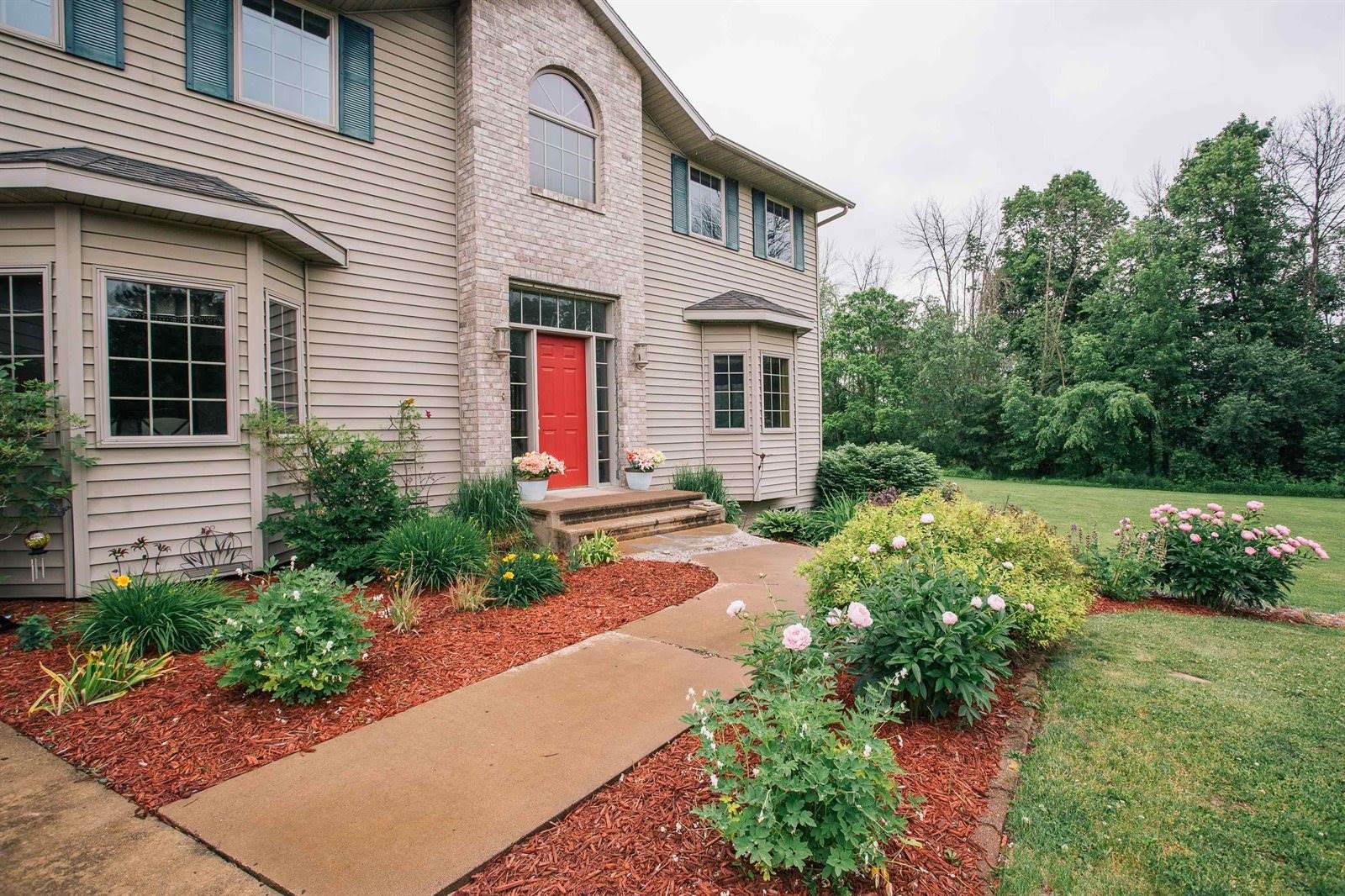 W5798 Rolling Hills Drive, Neillsville, WI 54456