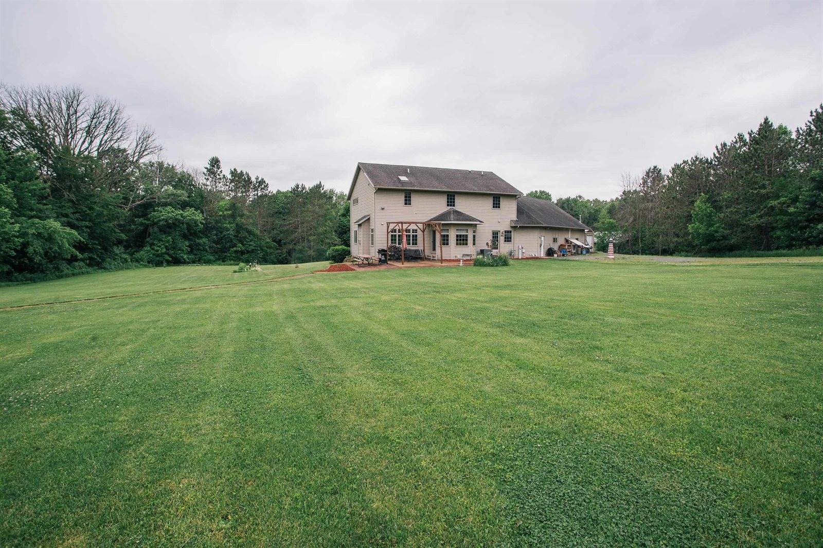 W5798 Rolling Hills Drive, Neillsville, WI 54456