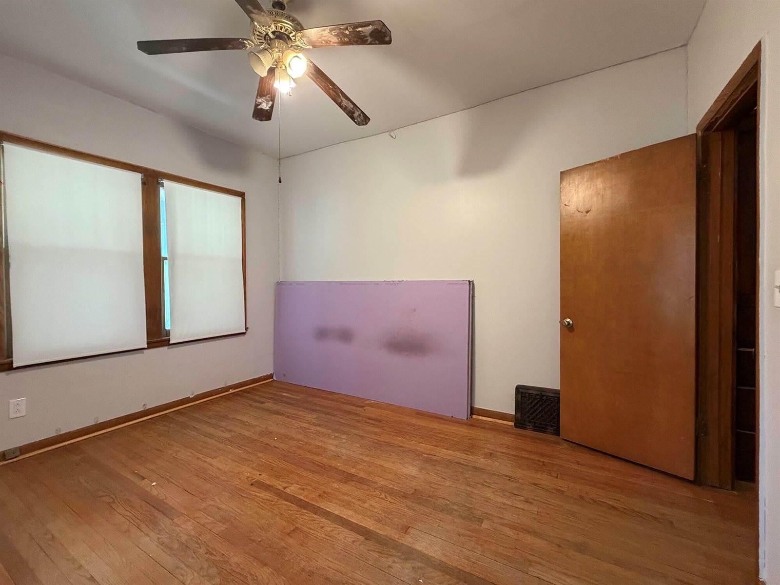 1240 Fairmount Avenue, Council Bluffs, IA 51503