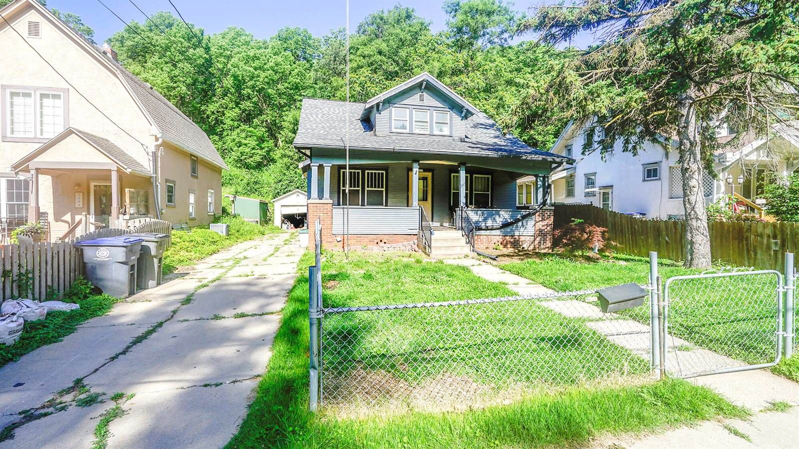 1240 Fairmount Avenue, Council Bluffs, IA 51503