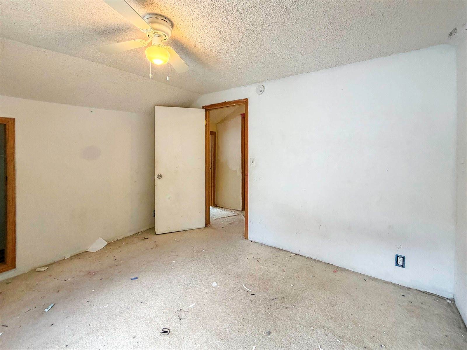 1240 Fairmount Avenue, Council Bluffs, IA 51503