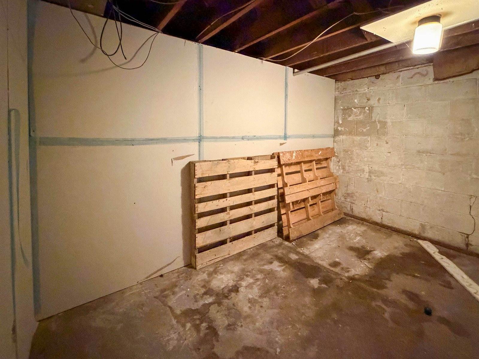 1240 Fairmount Avenue, Council Bluffs, IA 51503