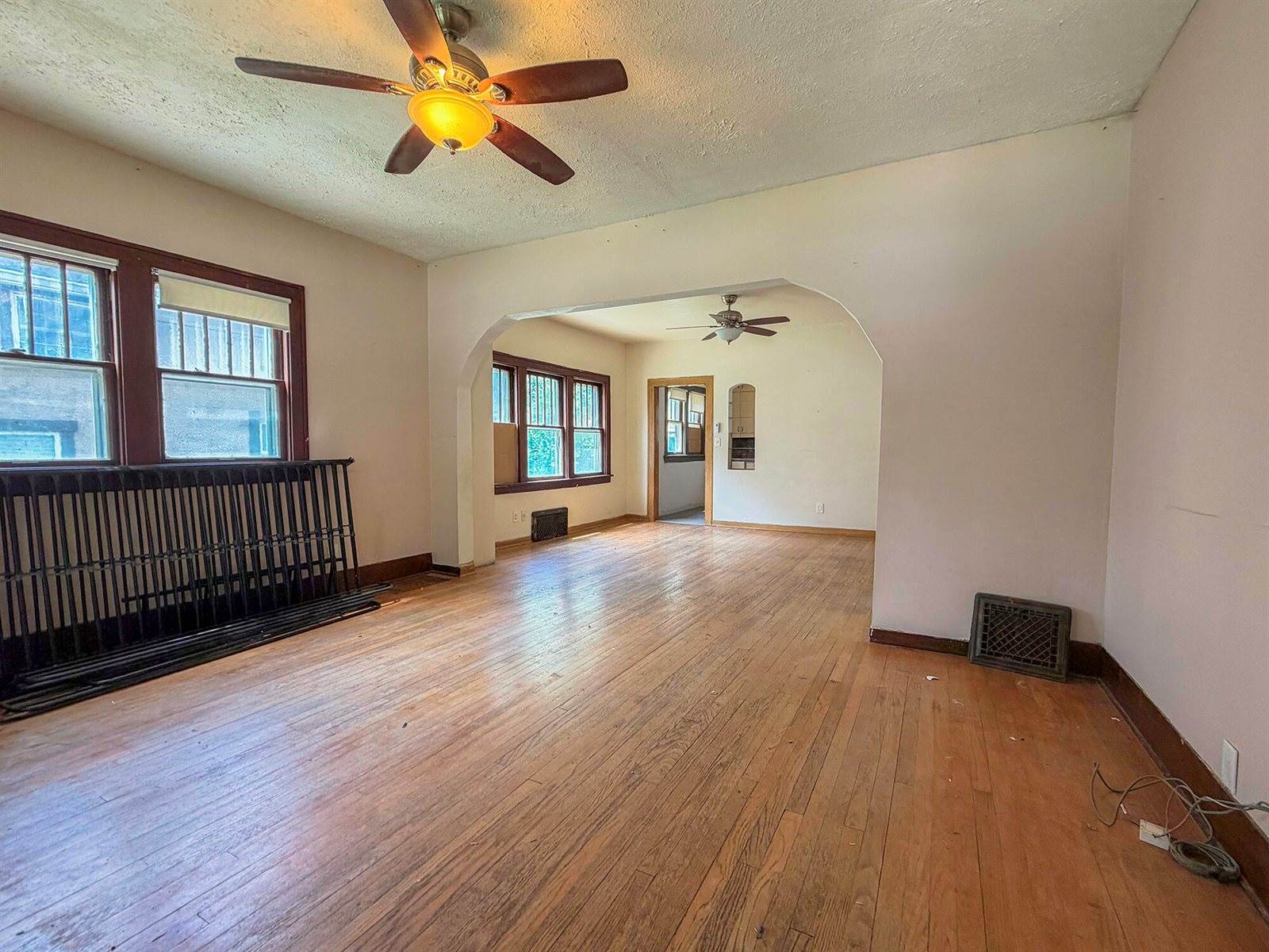 1240 Fairmount Avenue, Council Bluffs, IA 51503