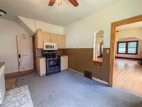 1240 Fairmount Avenue, Council Bluffs, IA 51503