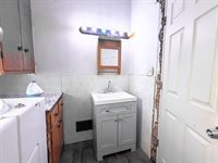 1240 Fairmount Avenue, Council Bluffs, IA 51503