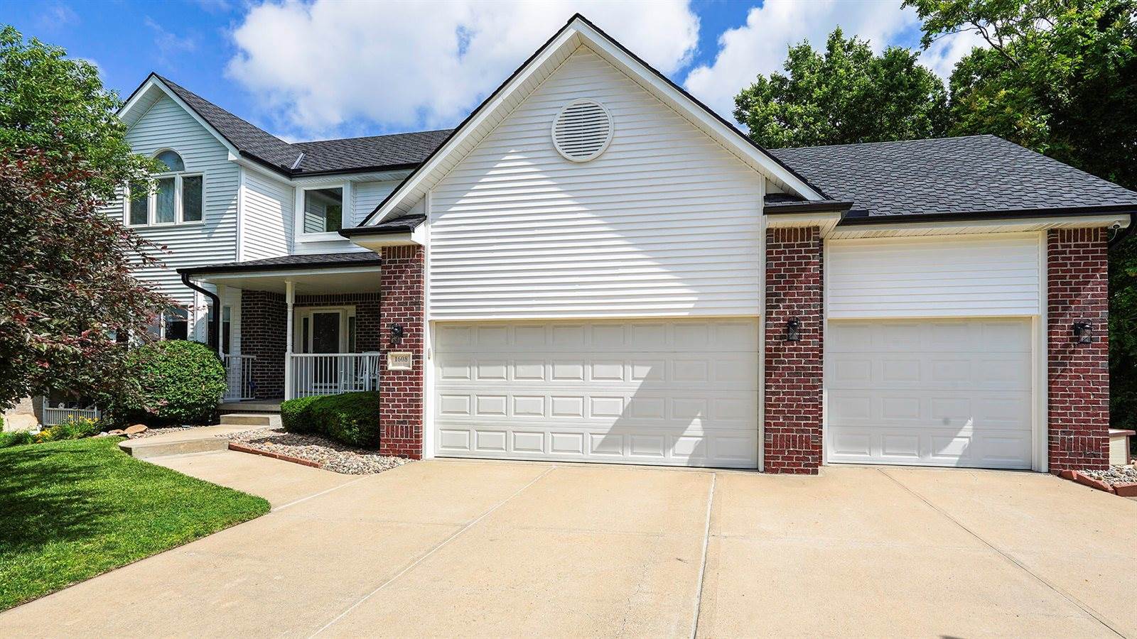 1608 Skyline Drive, Council Bluffs, IA 51503