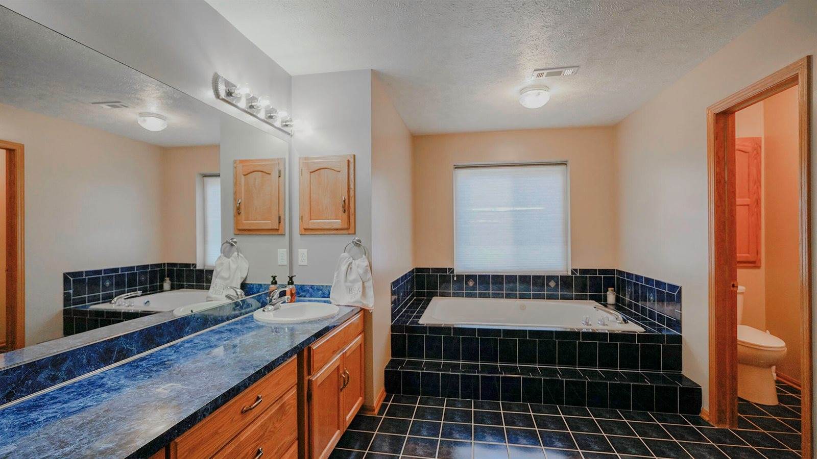 1608 Skyline Drive, Council Bluffs, IA 51503