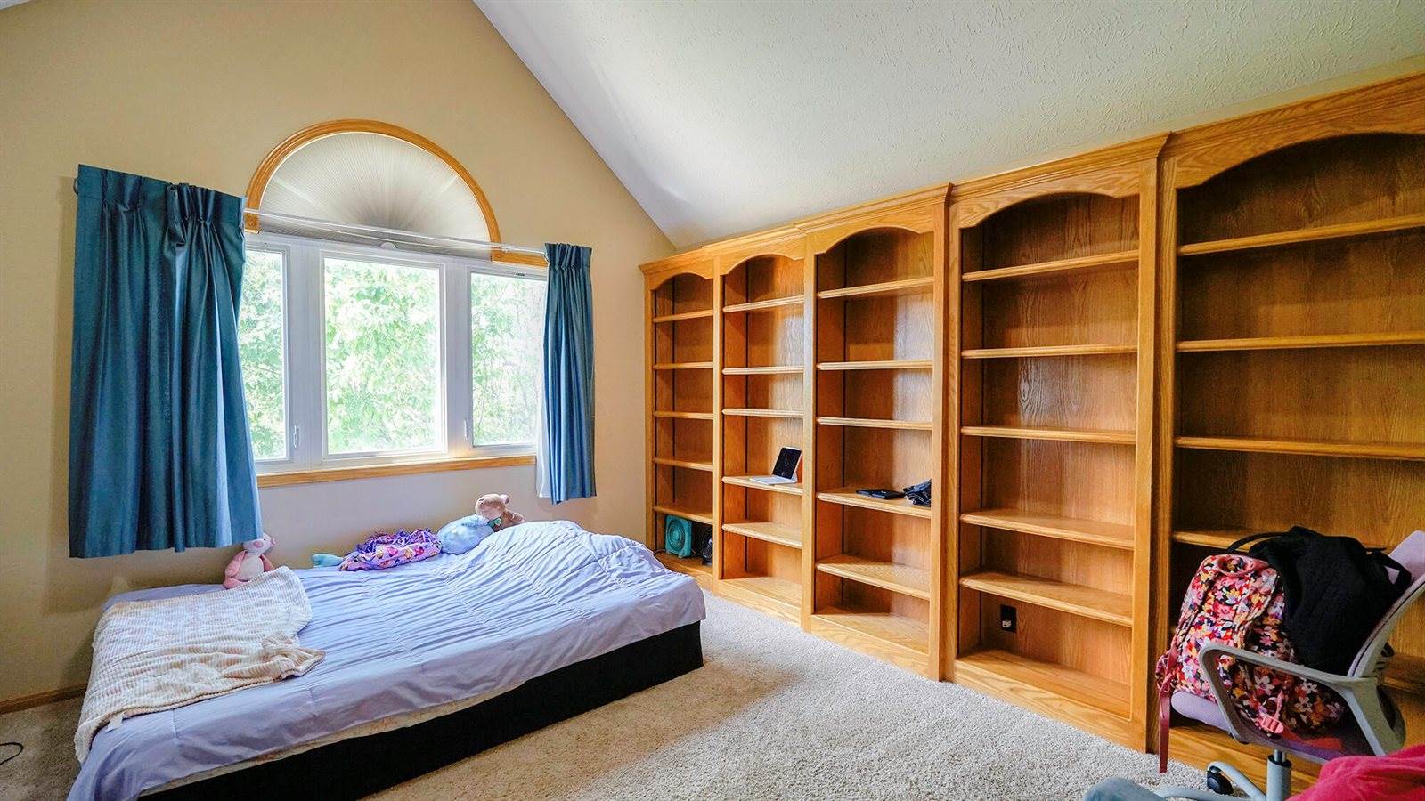 1608 Skyline Drive, Council Bluffs, IA 51503