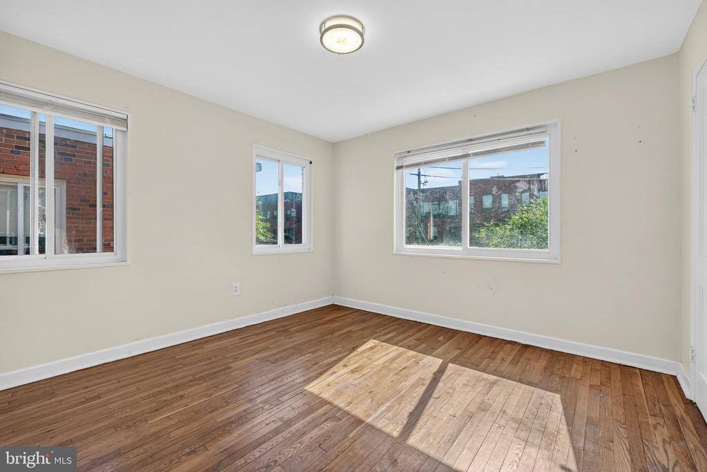 206 53RD Street NE, Washington, DC 20019
